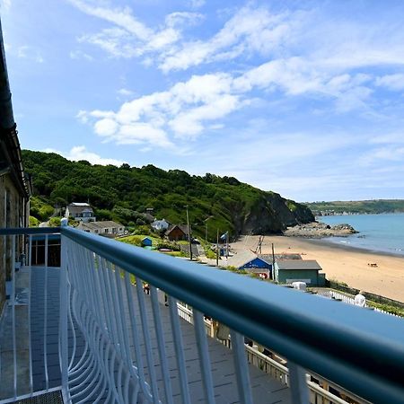 Ship Inn Aberporth Exterior photo